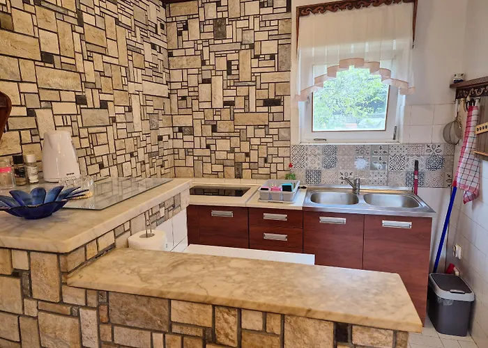 Bernardeta Apartment